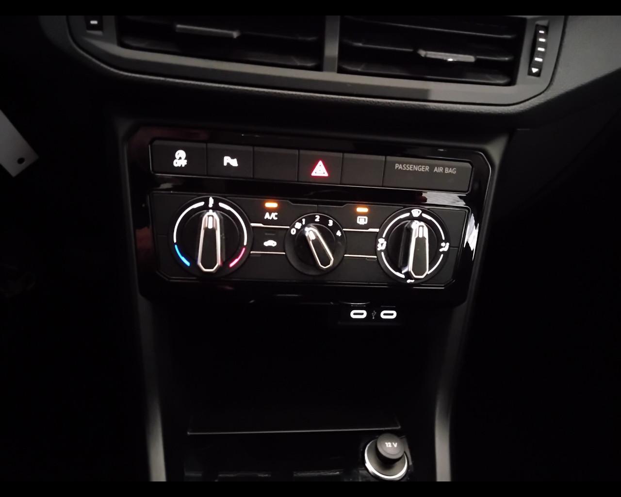 VOLKSWAGEN T-Cross 2019 - T-Cross 1.0 tsi Style 110cv dsg