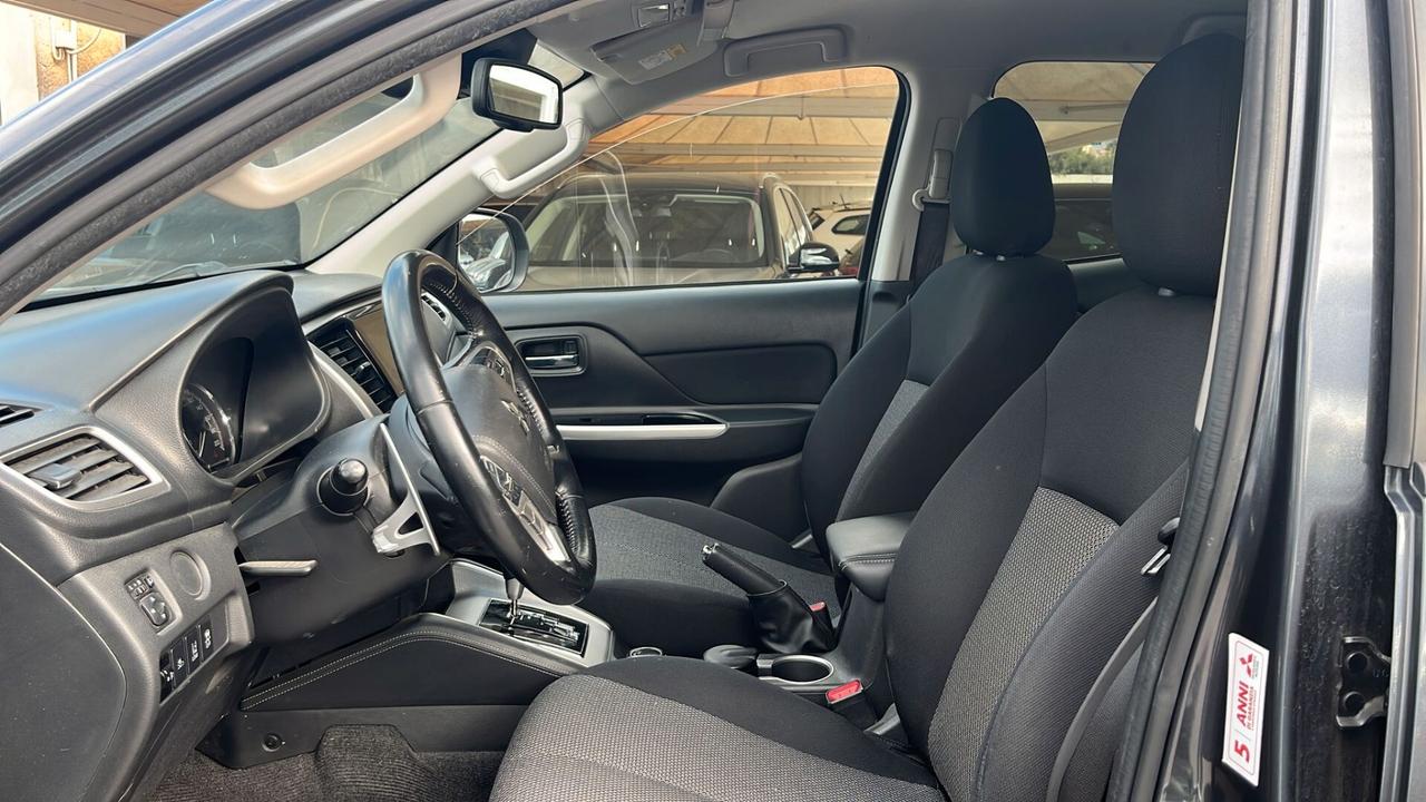 PROMO BLACK FRIDAY Mitsubishi L200 2.3 D Double Cab 4x4 Super Select Intense aut.