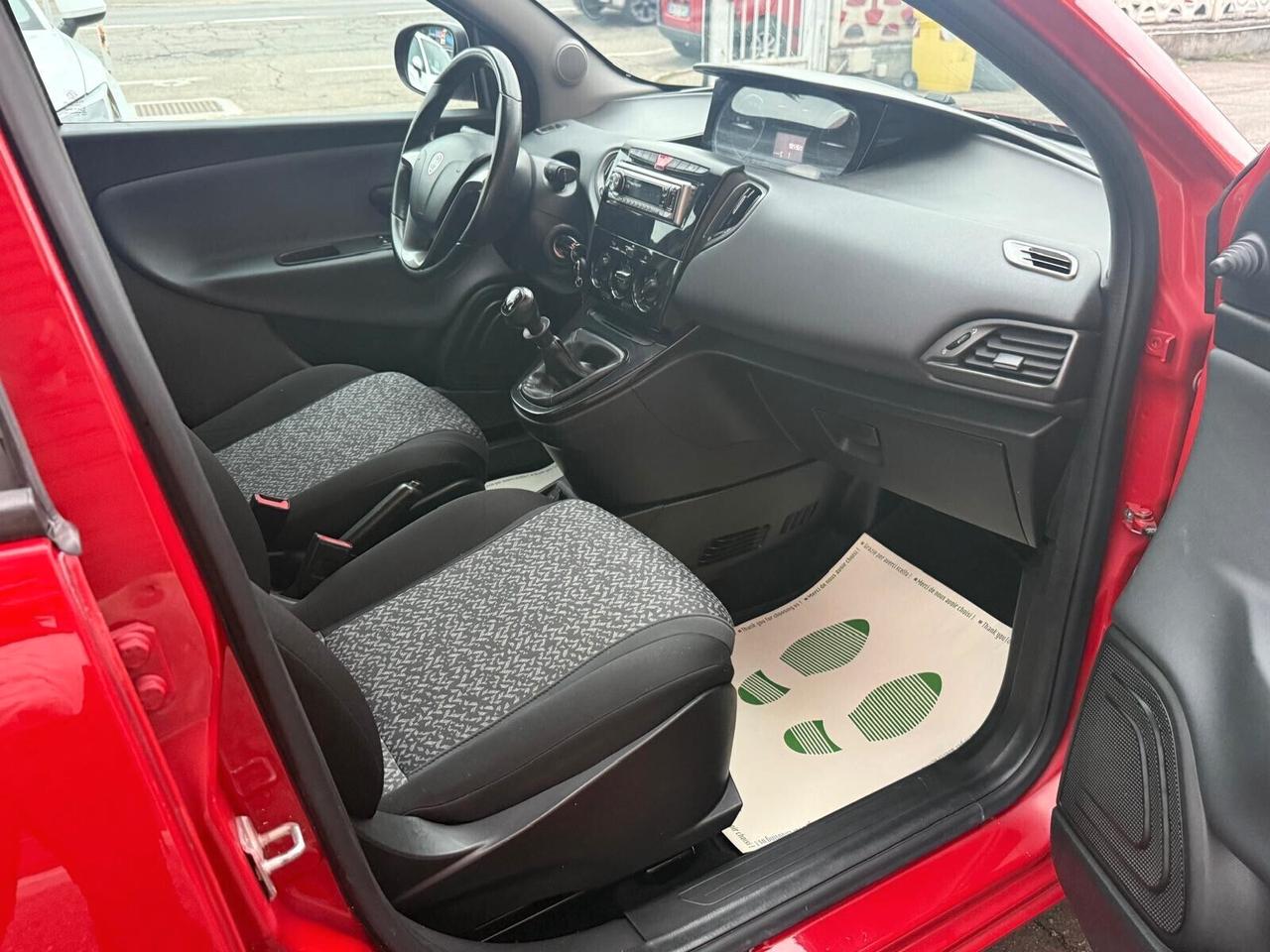 Lancia Ypsilon 1.2 69 CV 5 porte GPL Ecochic Gold