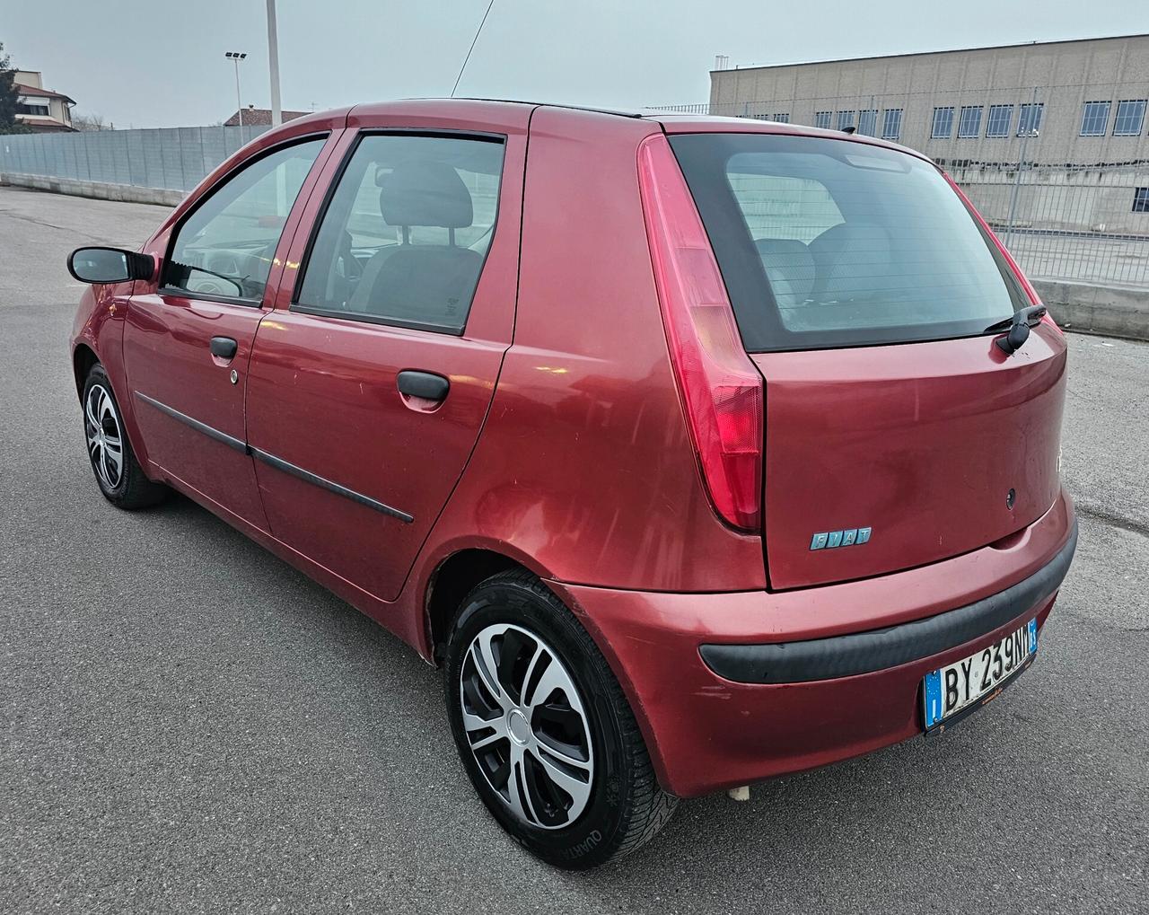 FIAT PUNTO 1.2 GUIDABILE DA NEOPATENTATI