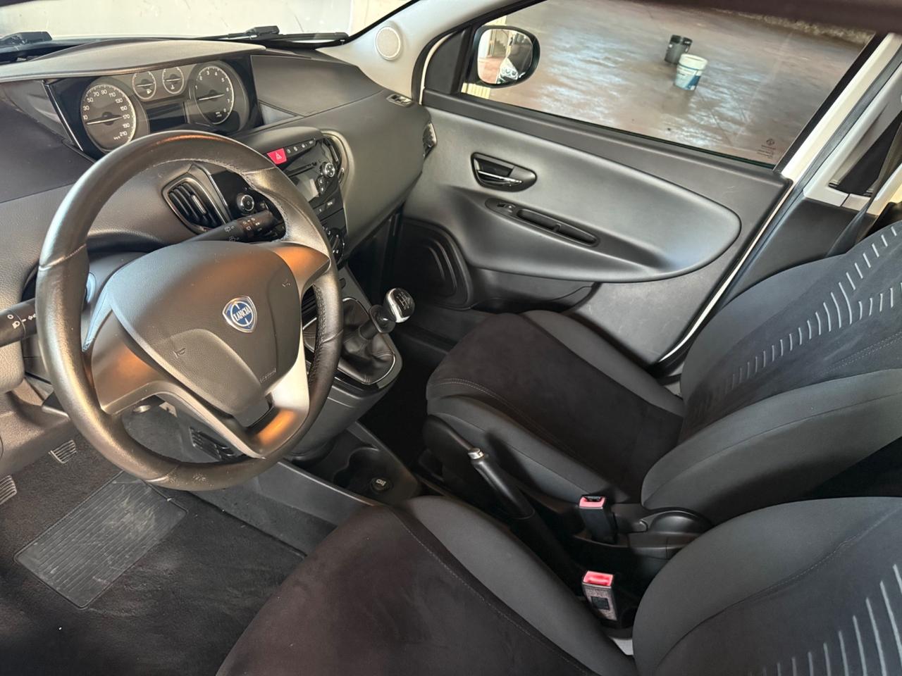 Lancia Ypsilon 1.2 69 CV Unyca da QUALITYCARS PESCARA
