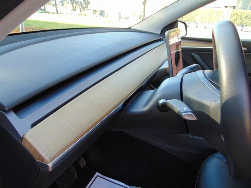 TESLA Model Y Model Y Long Range AWD