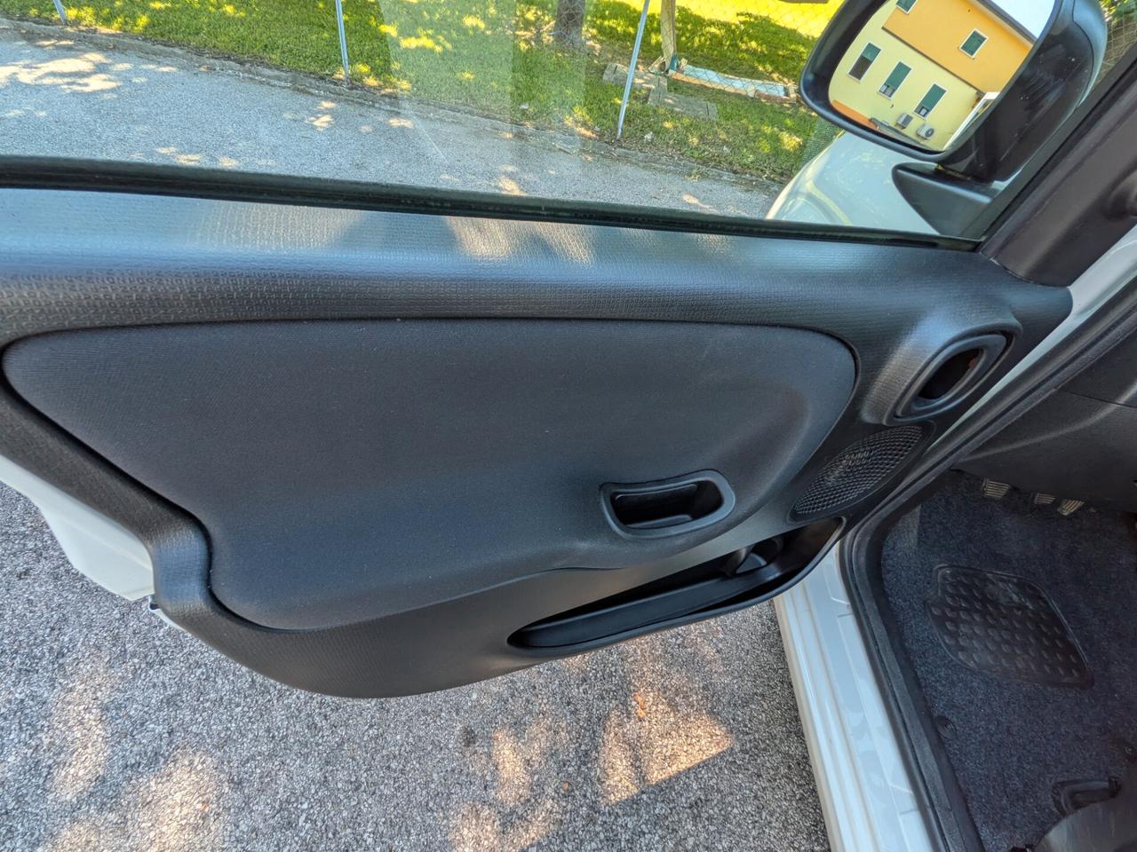 Fiat Panda 1.0 FireFly S&S Hybrid Easy