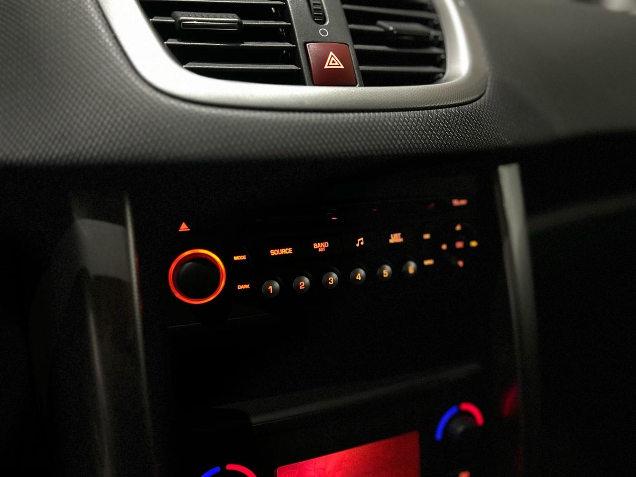 Peugeot 207 1.6 HDi 90CV (66 kw)