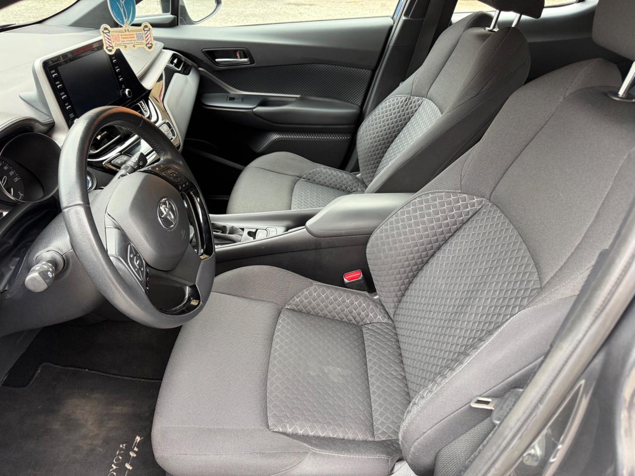 Toyota C-HR 1.8 Hybrid E-CVT Lounge