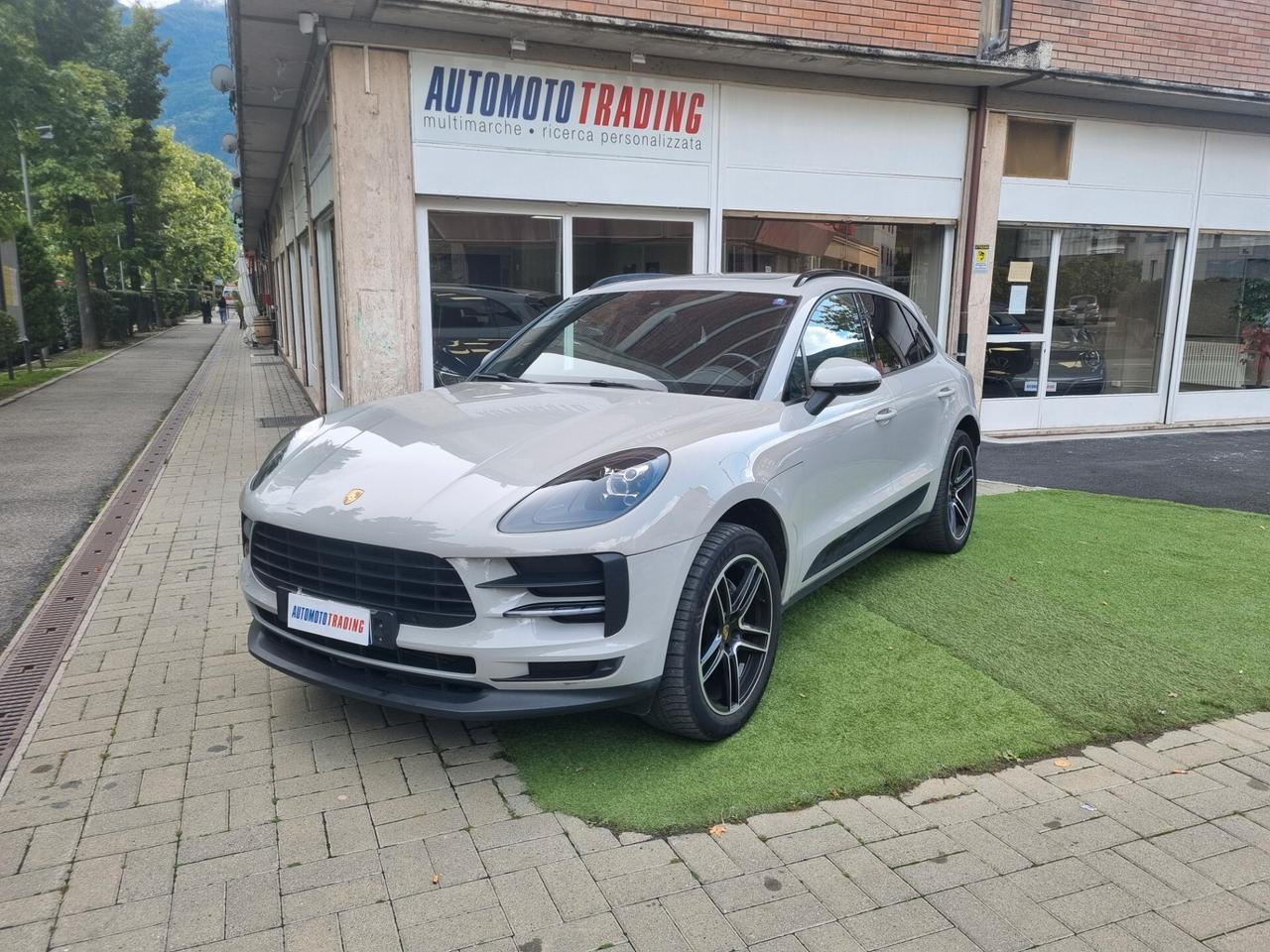 Porsche Macan 2.0 245CV TETTUCCIO APRIBILE