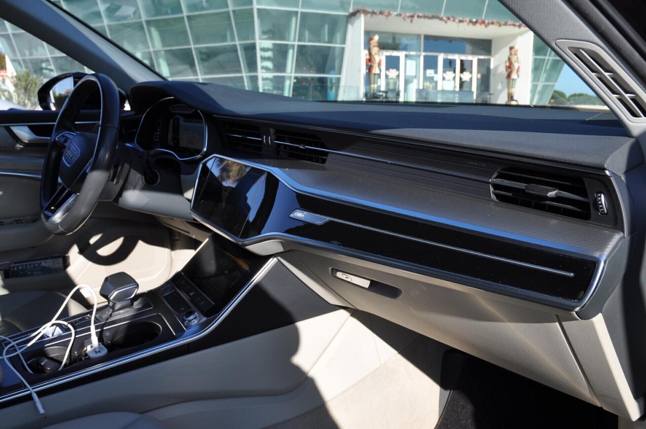 Audi A6 Avant 40 2.0 TDI S tronic