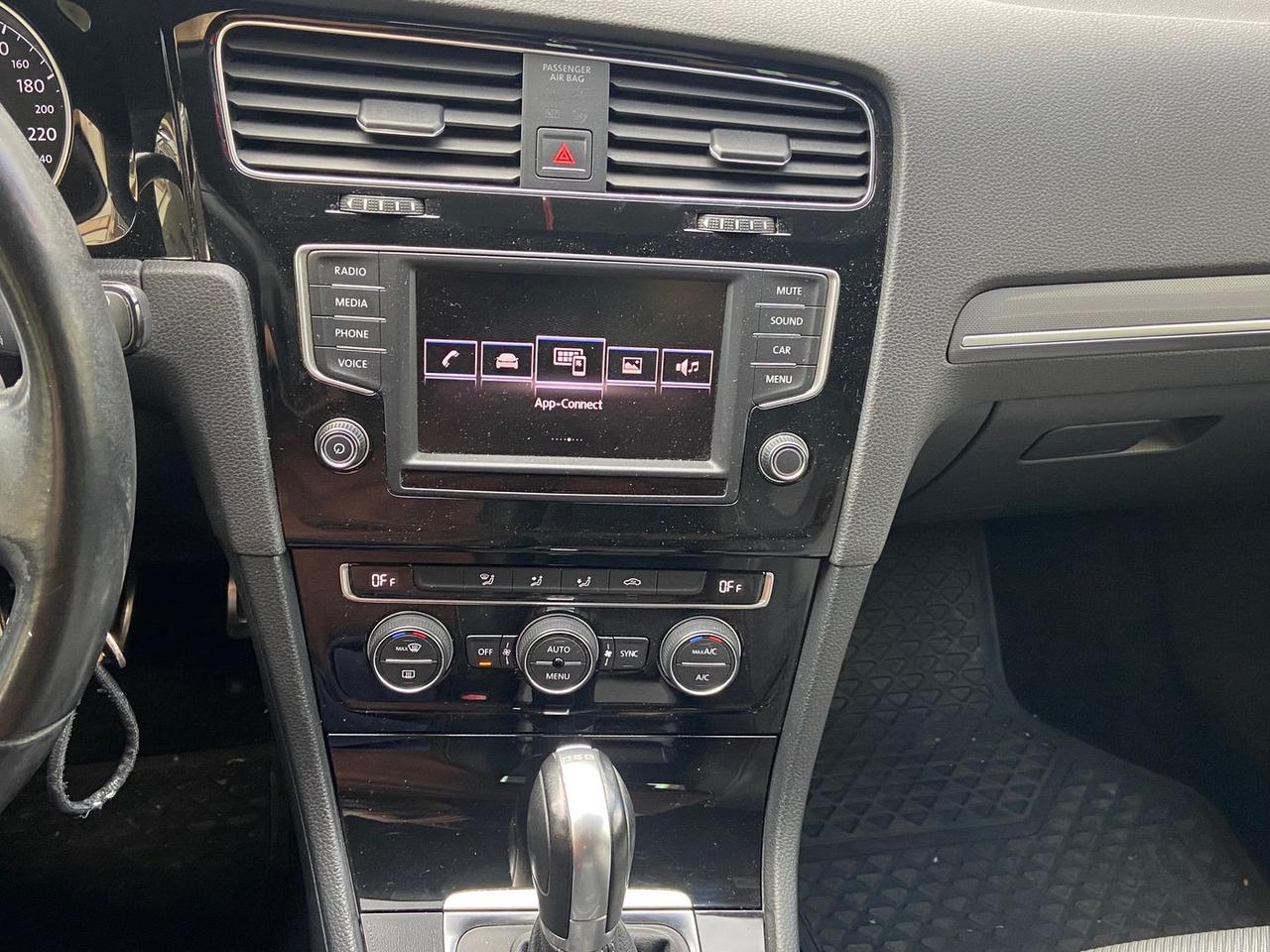 Volkswagen Golf Sport Edition 1.6 TDI BlueM #10426