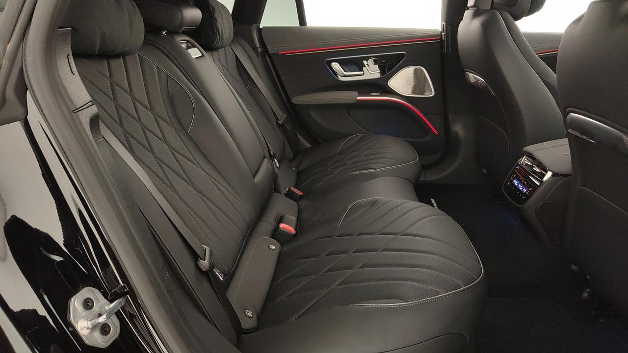 Mercedes-Benz EQS 450 4MATIC