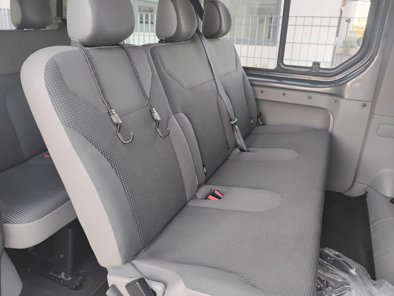 Opel Vivaro 29 2.0 CDTI PC 9 POSTI