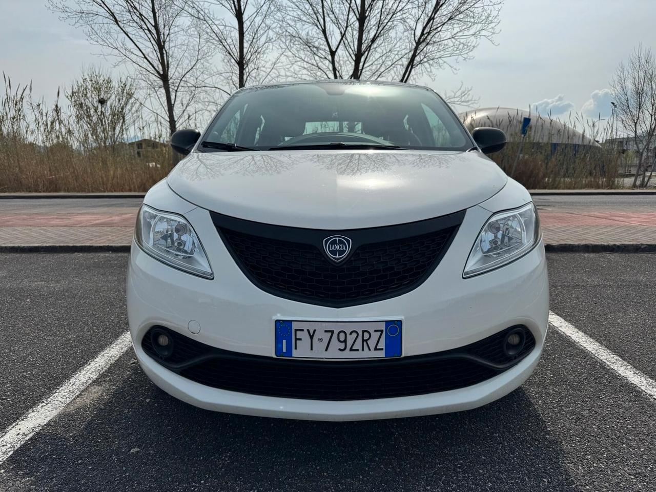 Lancia Ypsilon 1.2 5 porte GPL Platinum ok neopatentati