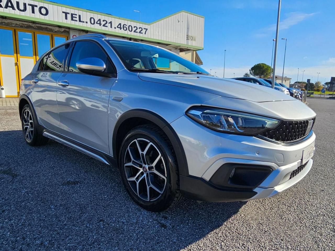 Fiat Tipo 1.0 5 porte Cross/ FULL OPTIONAL!