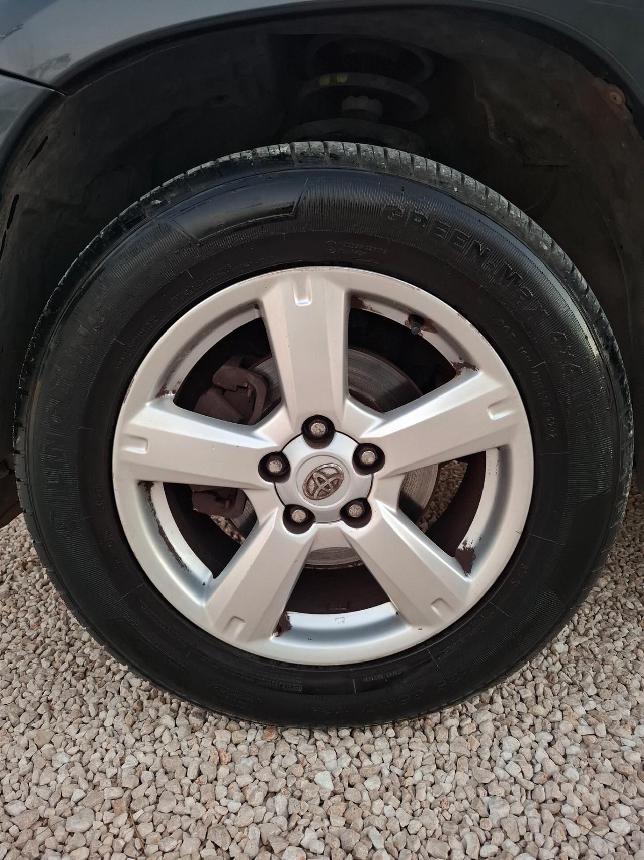 TOYOTA RAV 4 2.2 D 177 cv 4x4 LUXURY *PELLE-CERCHI*