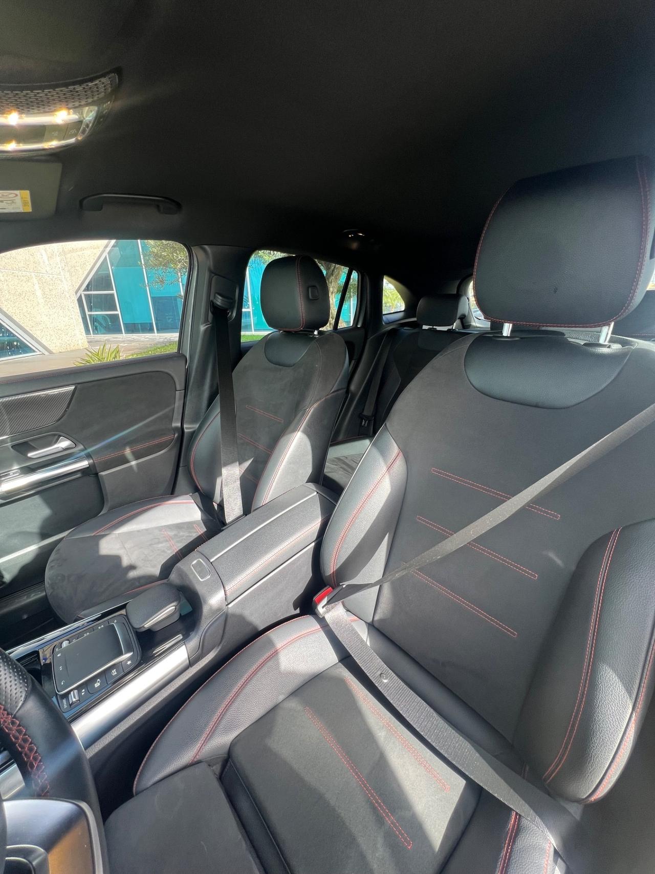 Mercedes-Benz GLA 250 e phev Premium OFFERTA T-STOCK PREZZO IMPERDIBILE