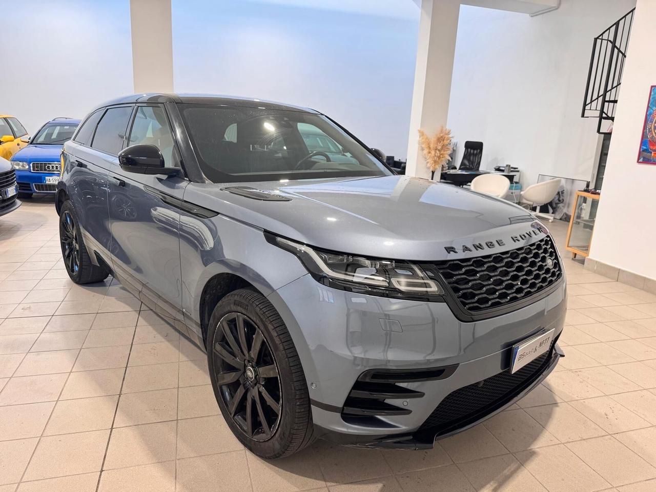 Land Rover Range Velar 2.0D I4 240 CV R-Dynamic SE