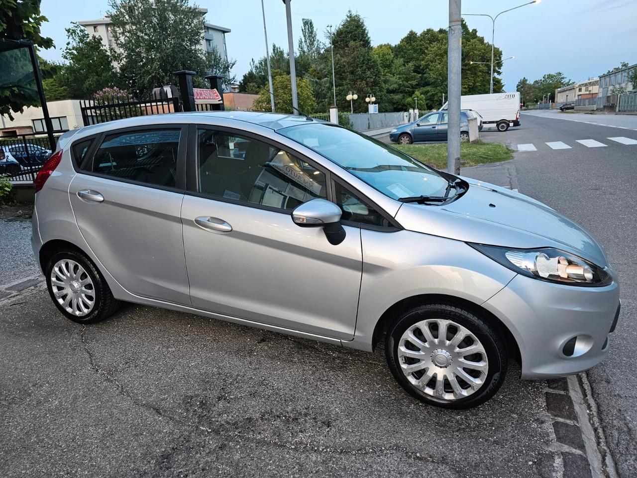 Ford Fiesta 1.4 TDCi 70cv Ikon*Clima*Unipro*Neopatentati