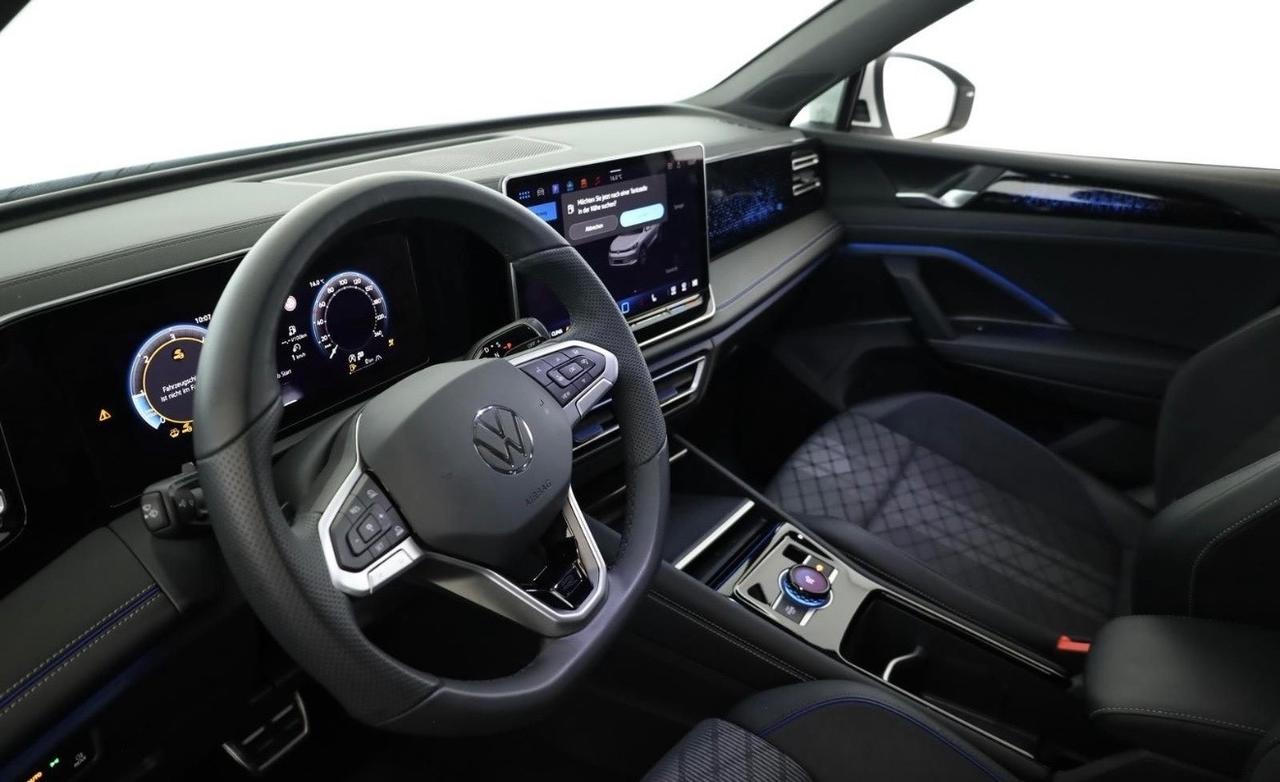 Volkswagen Tiguan 2.0TDi DSG R Line Navi Tetto Cerchi neri