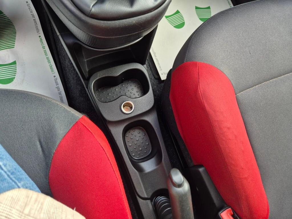 Fiat Panda 1.2 69CV Easy 5-posti