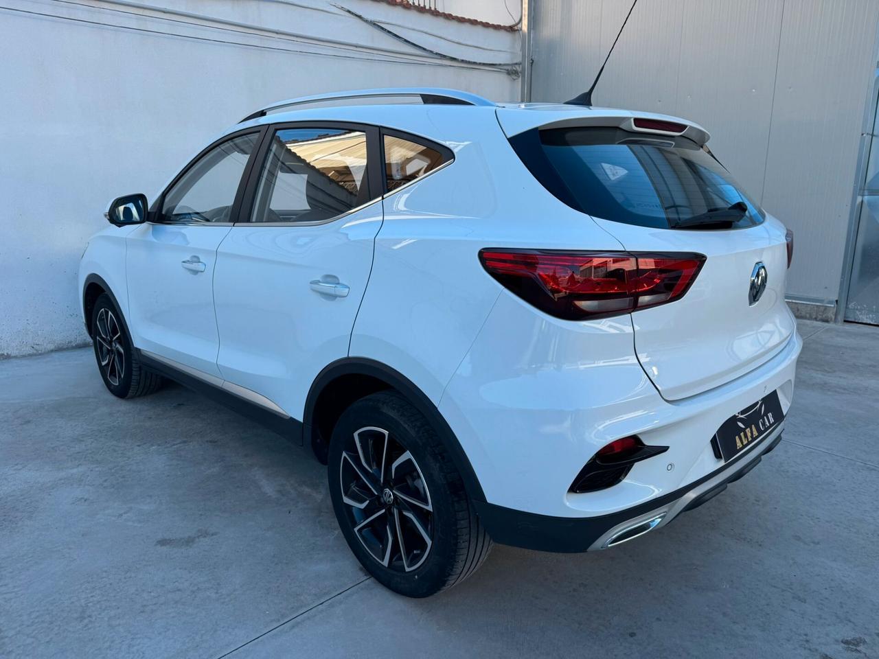 MG ZS 1.5 VTi-TECH 106cv 2022!!! LUXURY!!!