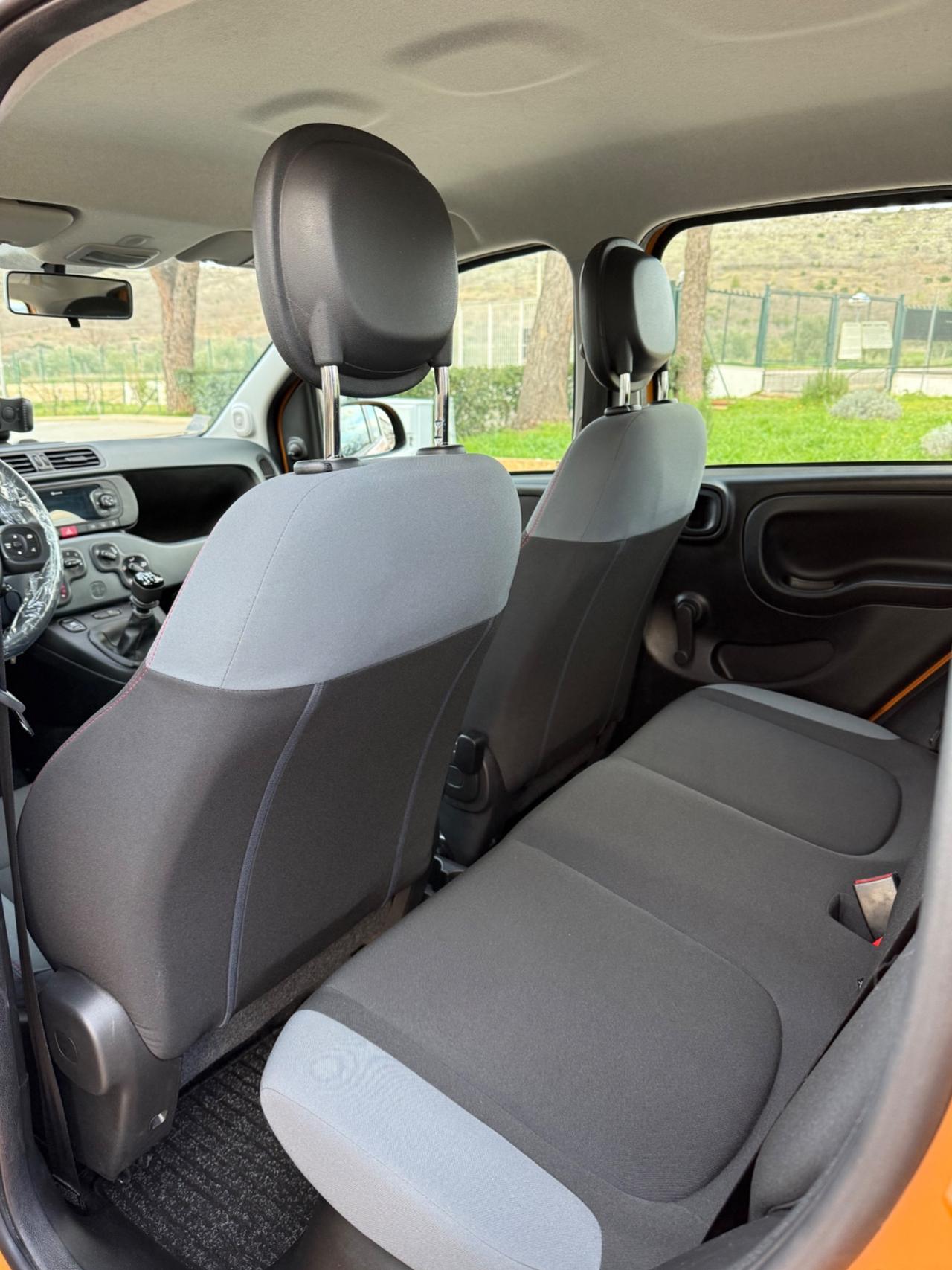 Fiat Panda 1.2 Connected by Wind