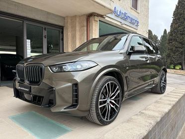 BMW X5 xDrive30d 48V Msport Pro con soli 3563 km.