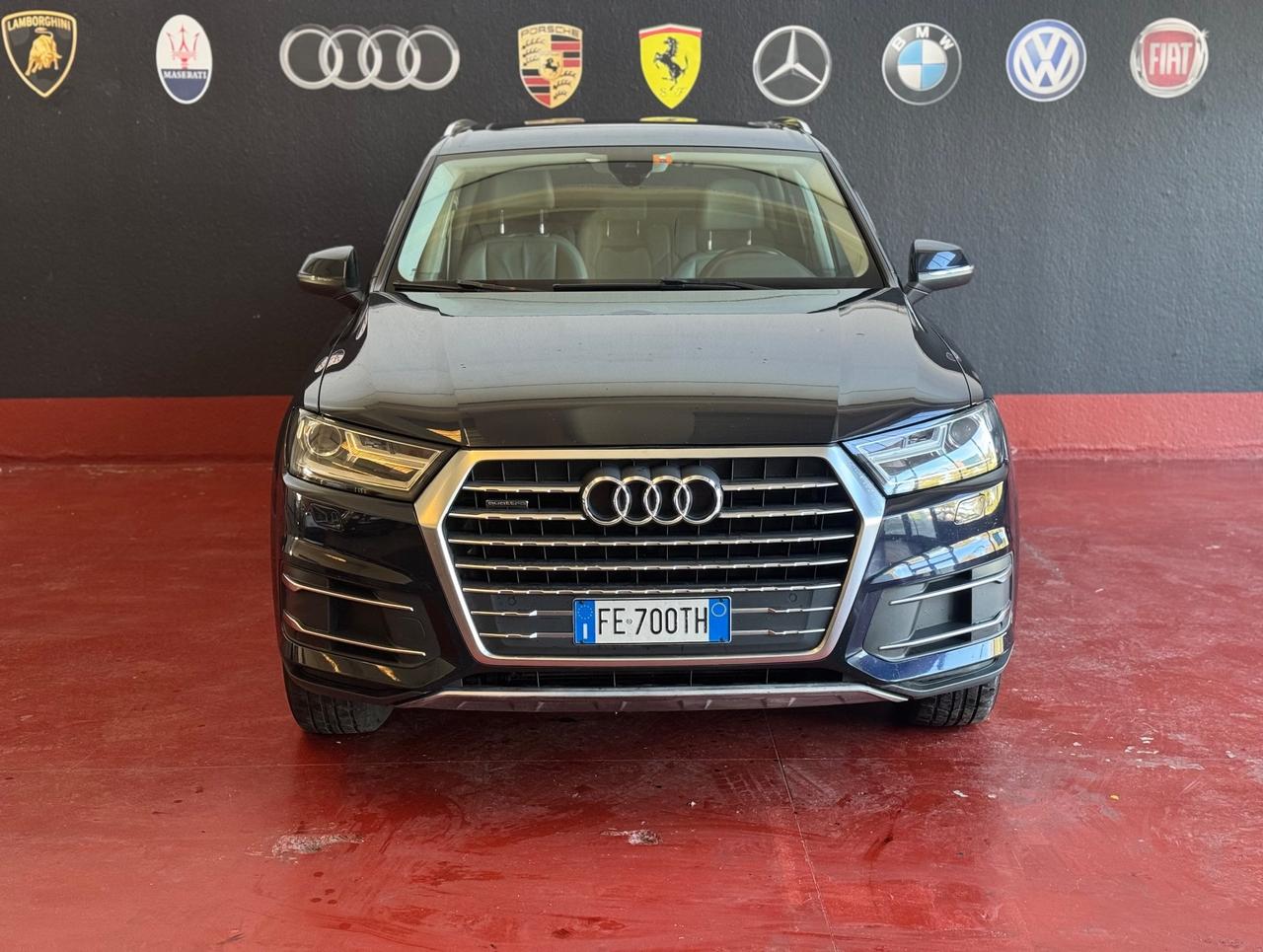 Audi Q7 3.0 TDI 7 POSTI GANCIO TRAINO TETTUCCIO