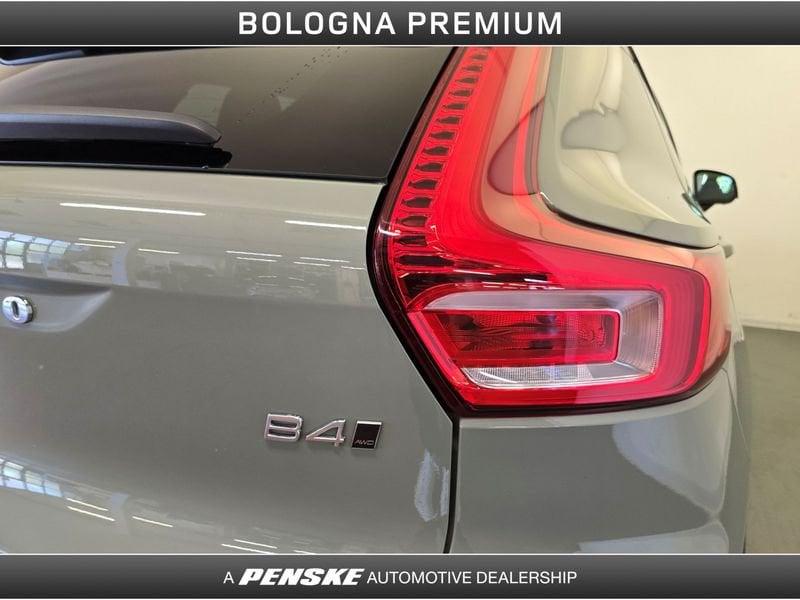 Volvo XC40 XC40 B4 AWD automatico Ultimate Dark