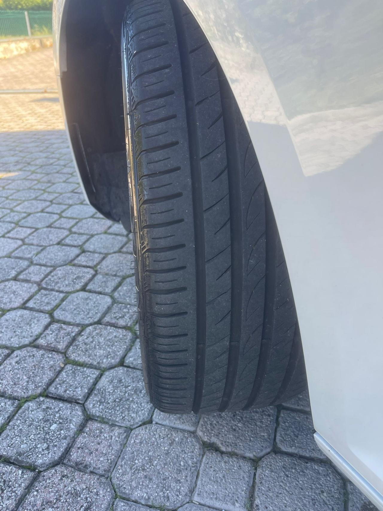 Audi A4 Avant 2.0 TDI 150 CV S tronic Business