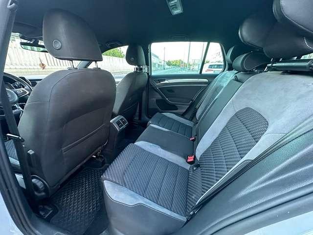 Volkswagen Golf 1.6 TDI DSG 5p. R-line