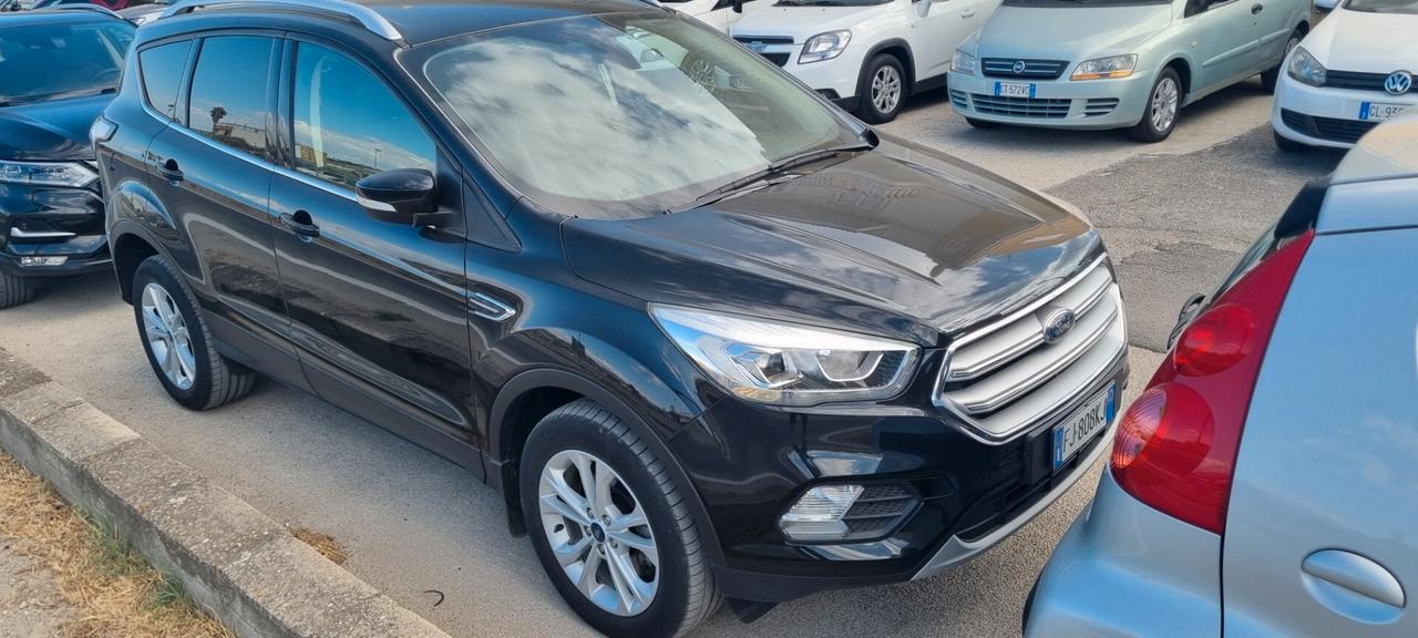 Ford Kuga 1.5 TDCI 120 CV S&S 2WD Titanium