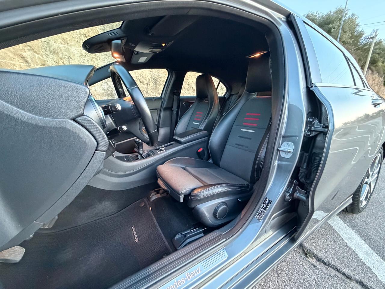 Mercedes A180 Sport/1.5 110 CV/KEYLESS/CAMERA/AMBIENT LIGHTS
