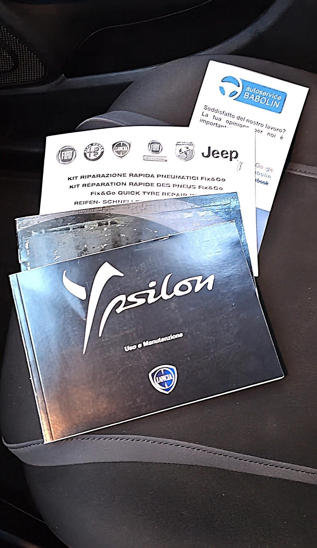 Lancia Ypsilon 1.2 69 CV 5 porte GPL Ecochic Silver