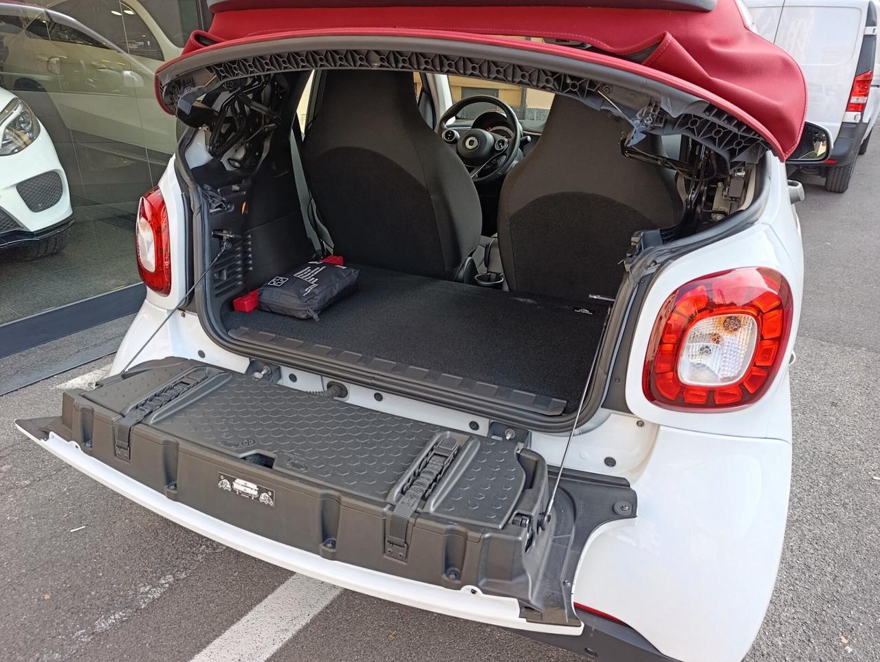 Smart ForTwo 70 1.0 twinamic cabrio Capote Rossa