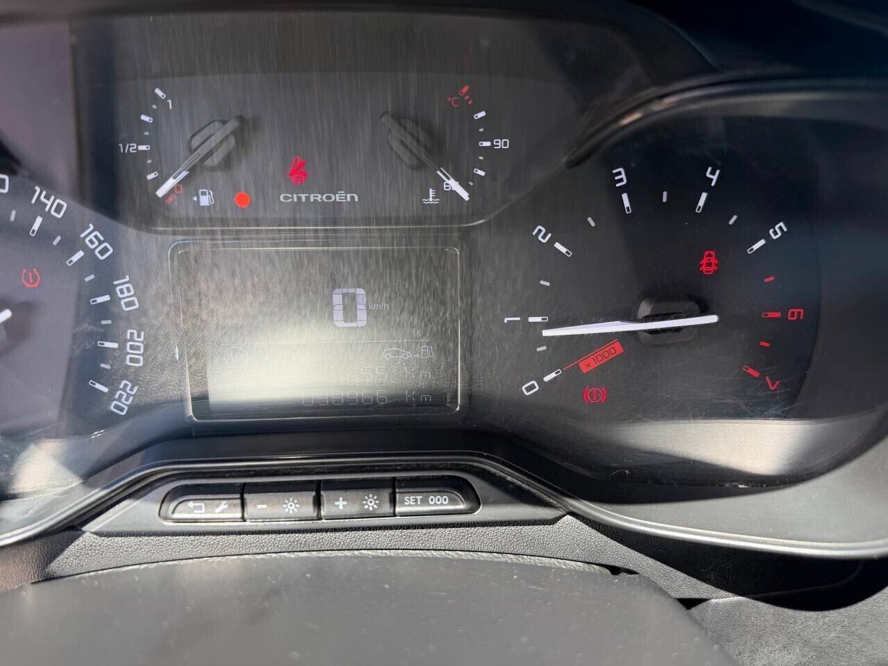 Citroen C3 2022 1.5 100 Shine Pack