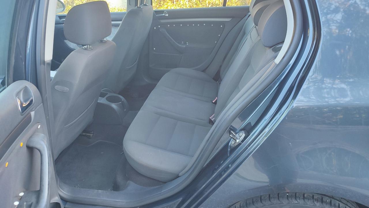 VOLKSWAGEN GOLF 5A SERIE 1.9 SPORTLINE