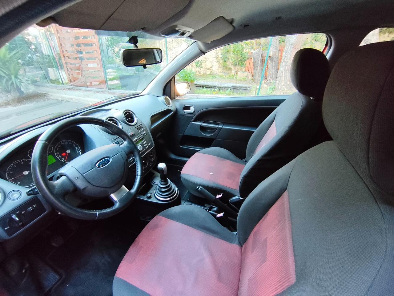 Ford Fiesta 1.2 3 porte 102.000 km