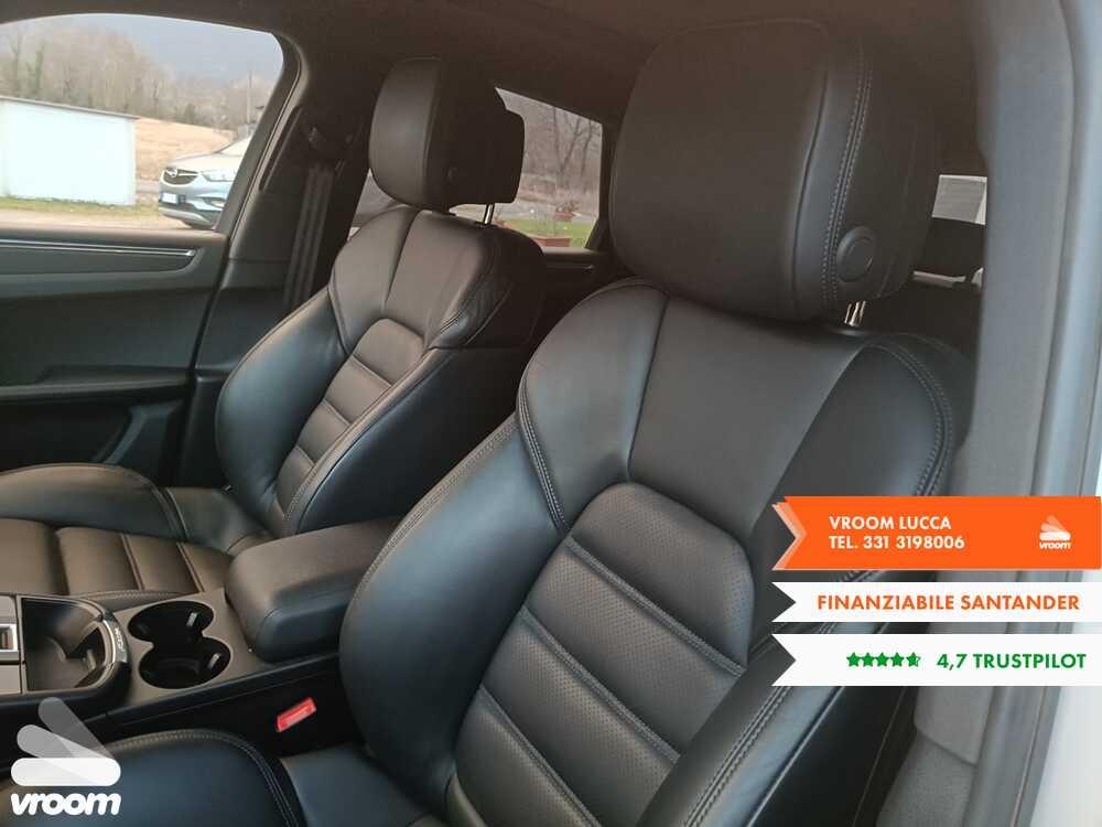 PORSCHE Macan 2 serie