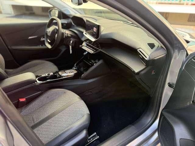 Peugeot 208 1.2 Hybrid Allure 110cv e-dcs 6