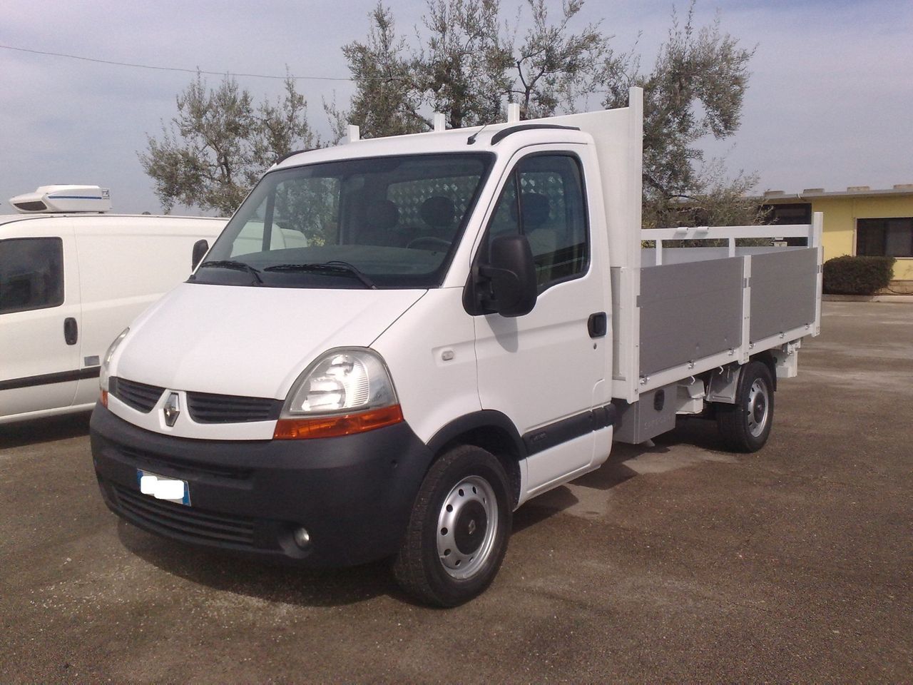 Renault Master 2.5dci 120cv CASSONE FISSO - 2010