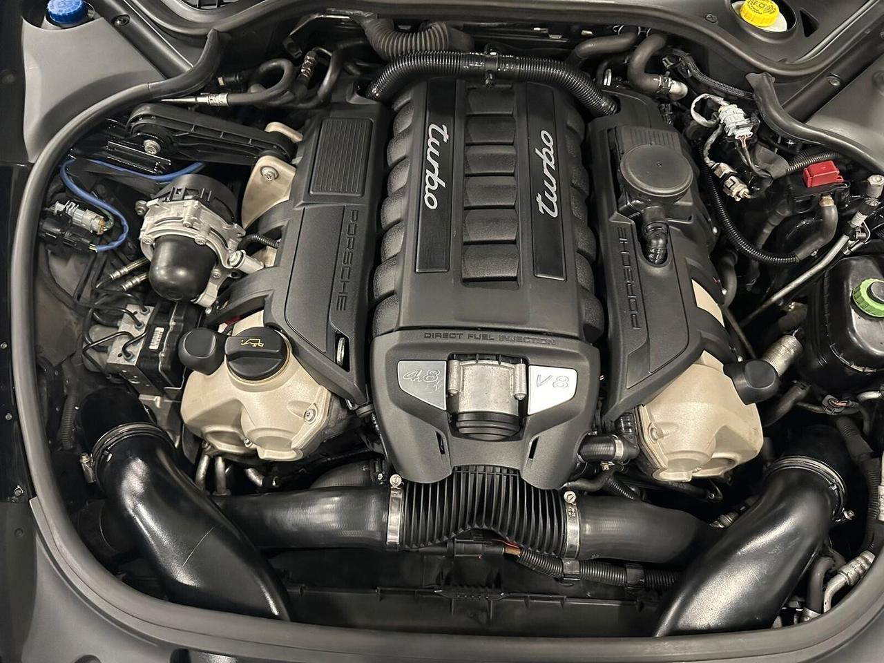 Porsche Panamera 4.8 Turbo full opt