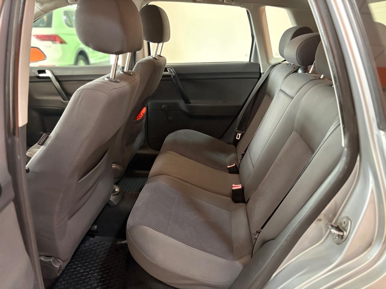 Volkswagen Polo 1.4/80CV 16V 5p. GPL Comfort.