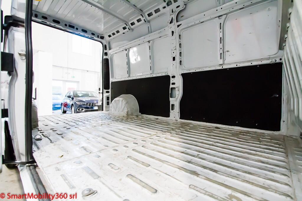 Peugeot Boxer 335 L3H2 2.2 BlueHDi 140cv S&S