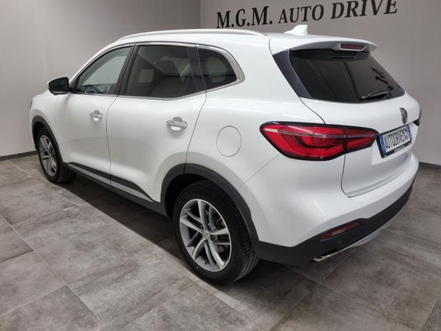 MG EHS Plug-in Hybrid Luxury PHEV