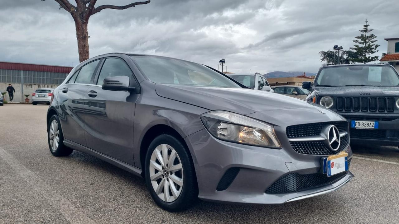 Mercedes-benz A 160 d Automatic Premium 90CV - 66KW