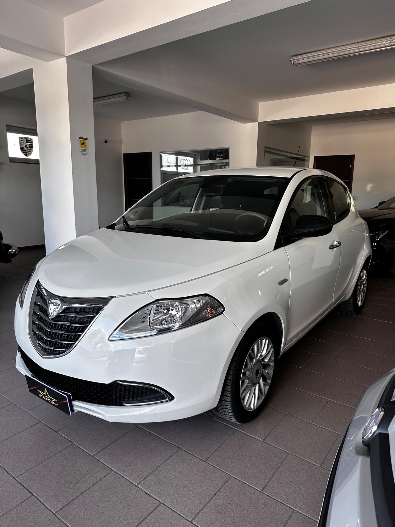 Lancia Ypsilon 1.3 MJT 16V 95 CV 5 porte S&S Gold