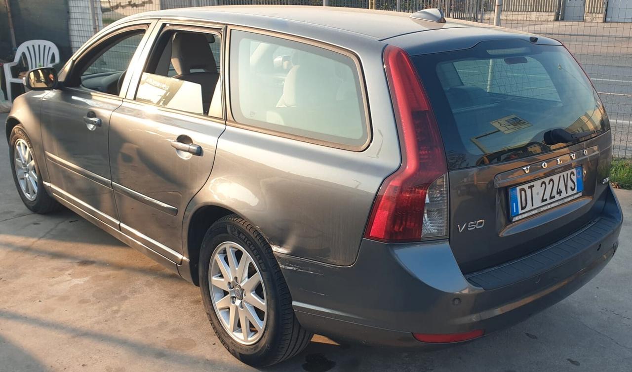 Volvo V50 2.0 D GUIDABILE DA NEOPATENTATI
