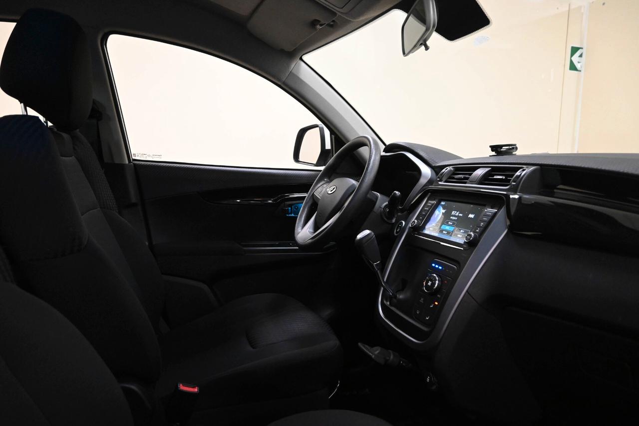 MAHINDRA KUV100 KUV100 1.2 VVT K8