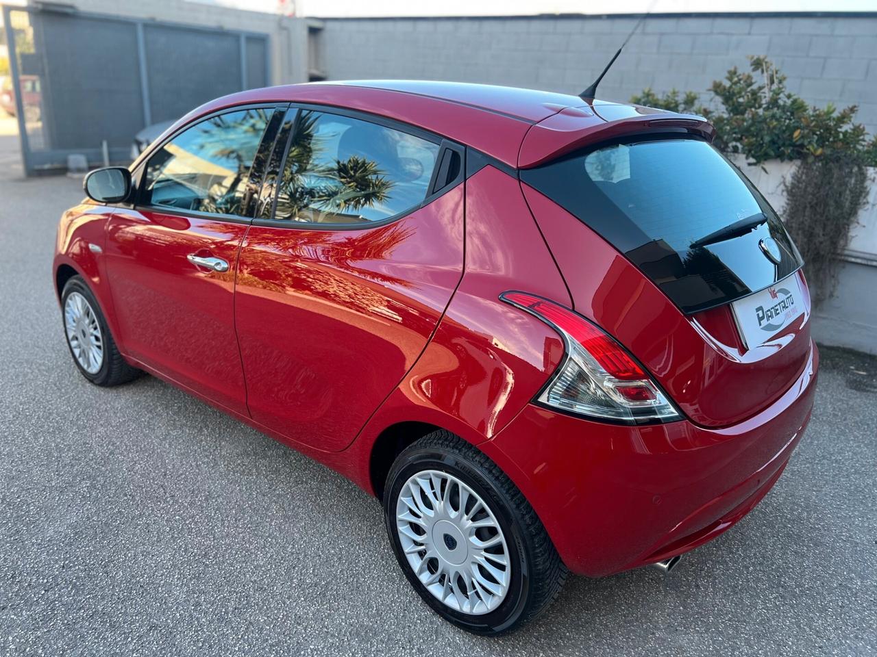 Lancia Ypsilon 1.3 mjt 95cv GOLD TELPDC/CLIMA PERFETTA!!