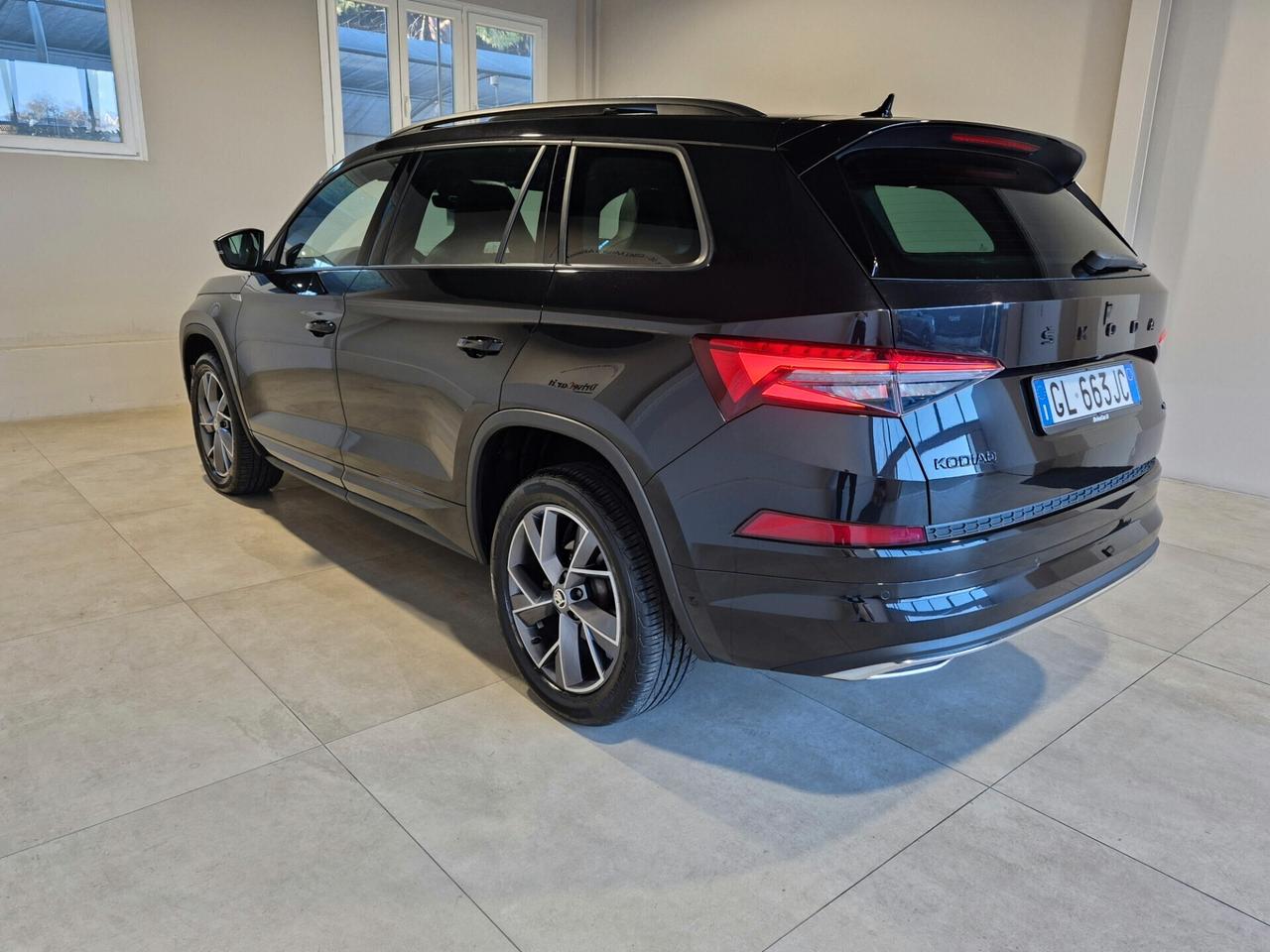 Skoda Kodiaq 2.0 TDI SPORTLINE DSG 4X4 TETTO APRIBILE MATRIX