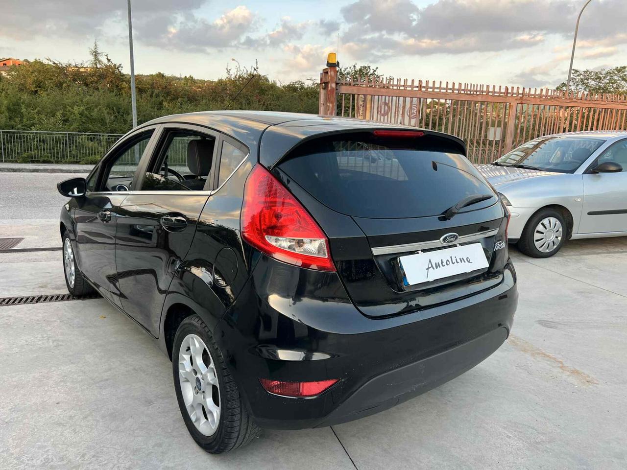 Ford Fiesta 1.4 TDCi 70CV 5pTitanium